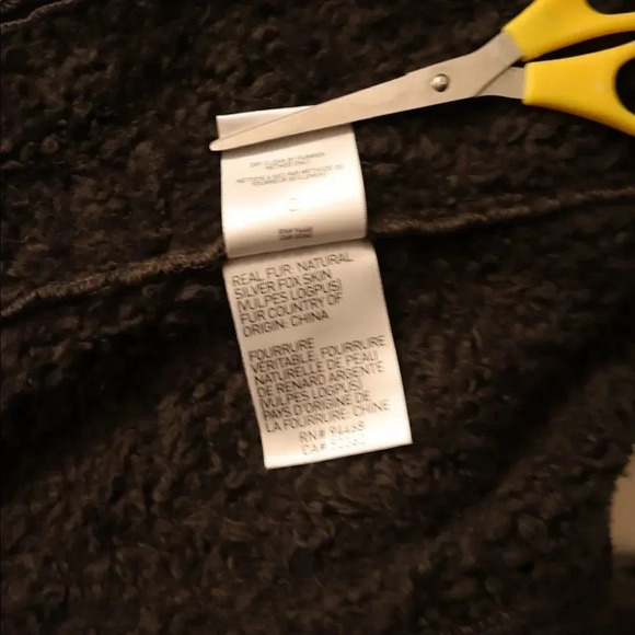 LAUNDRY NWOT Faux Shearling and Fur Coat Taupe, Size M - Picture 13 of 13